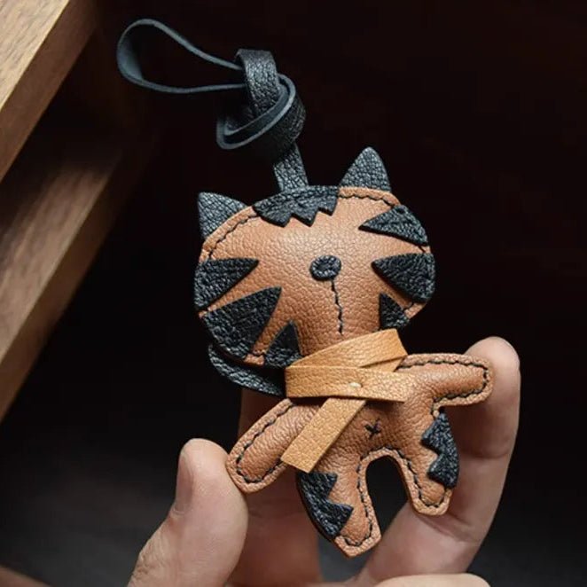 KITTEN CUB LEATHER CHARM