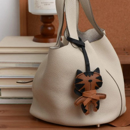 KITTEN CUB LEATHER CHARM