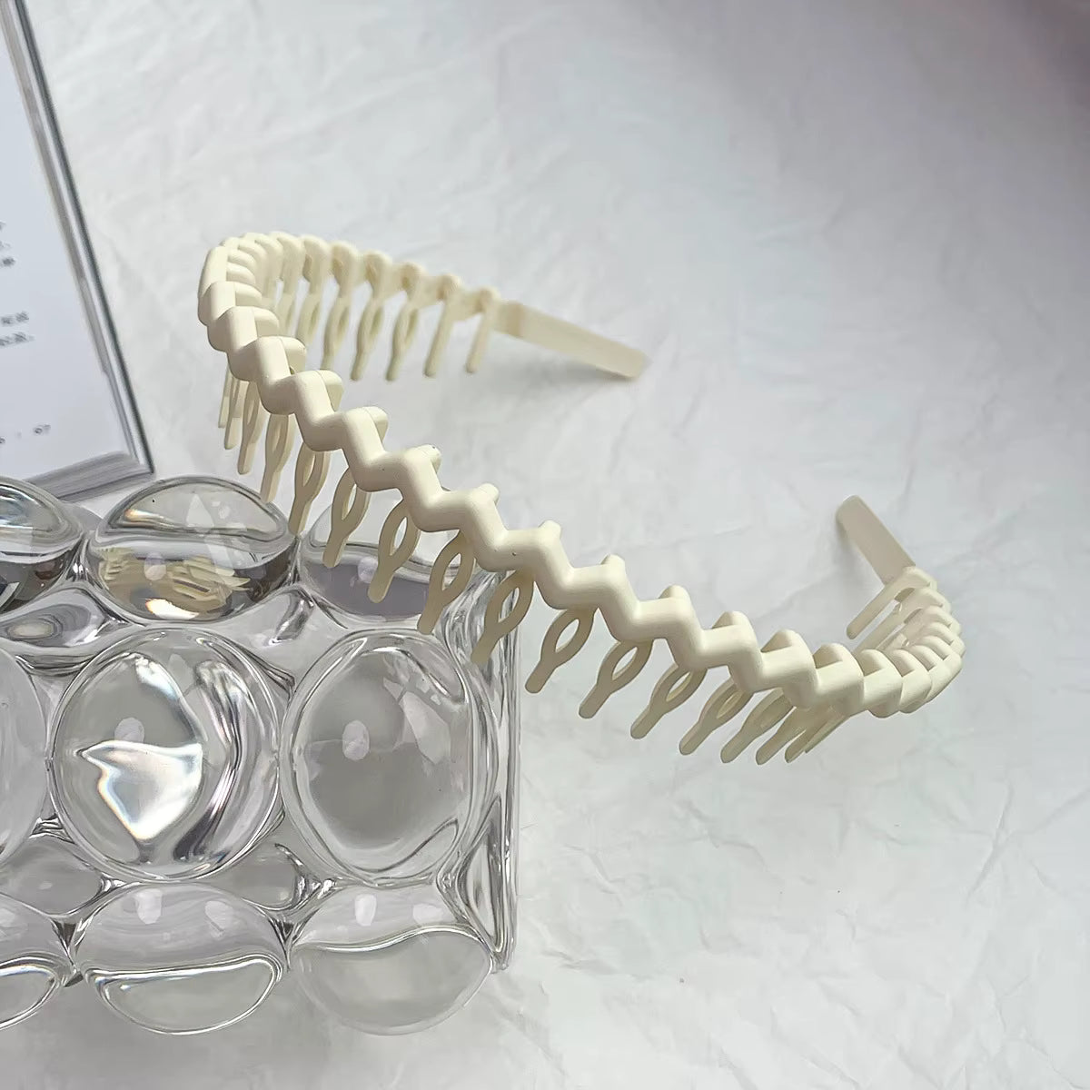CHARMPOP ZIGZAG TOOTH HEADBAND ZIGZAG TOOTH HEADBAND