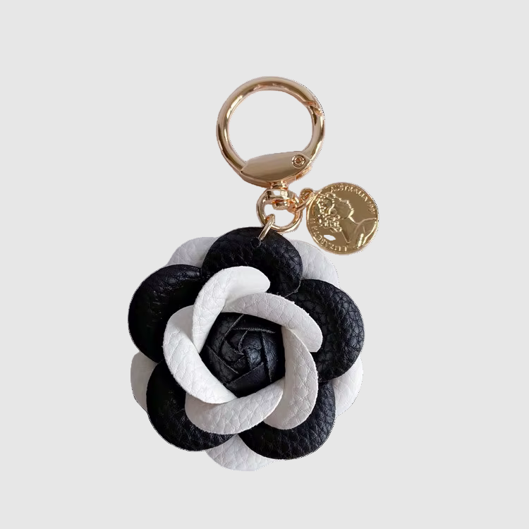 CAMELIA FLOWER LEATHER  KEYCHAIN