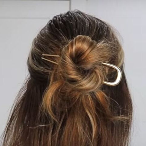 FRENCH METALLIC HAIRPIN