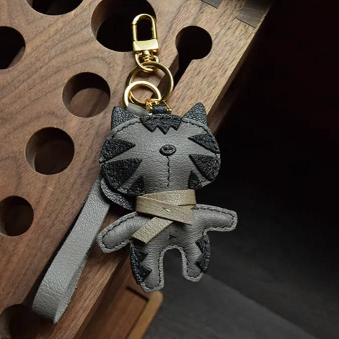 KITTEN CUB LEATHER CHARM