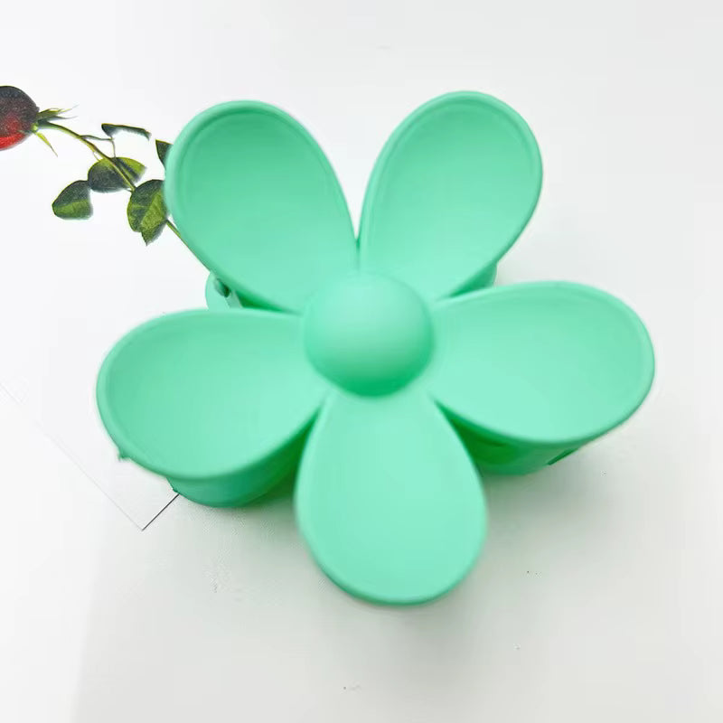 FLOWER HAIR CLAW