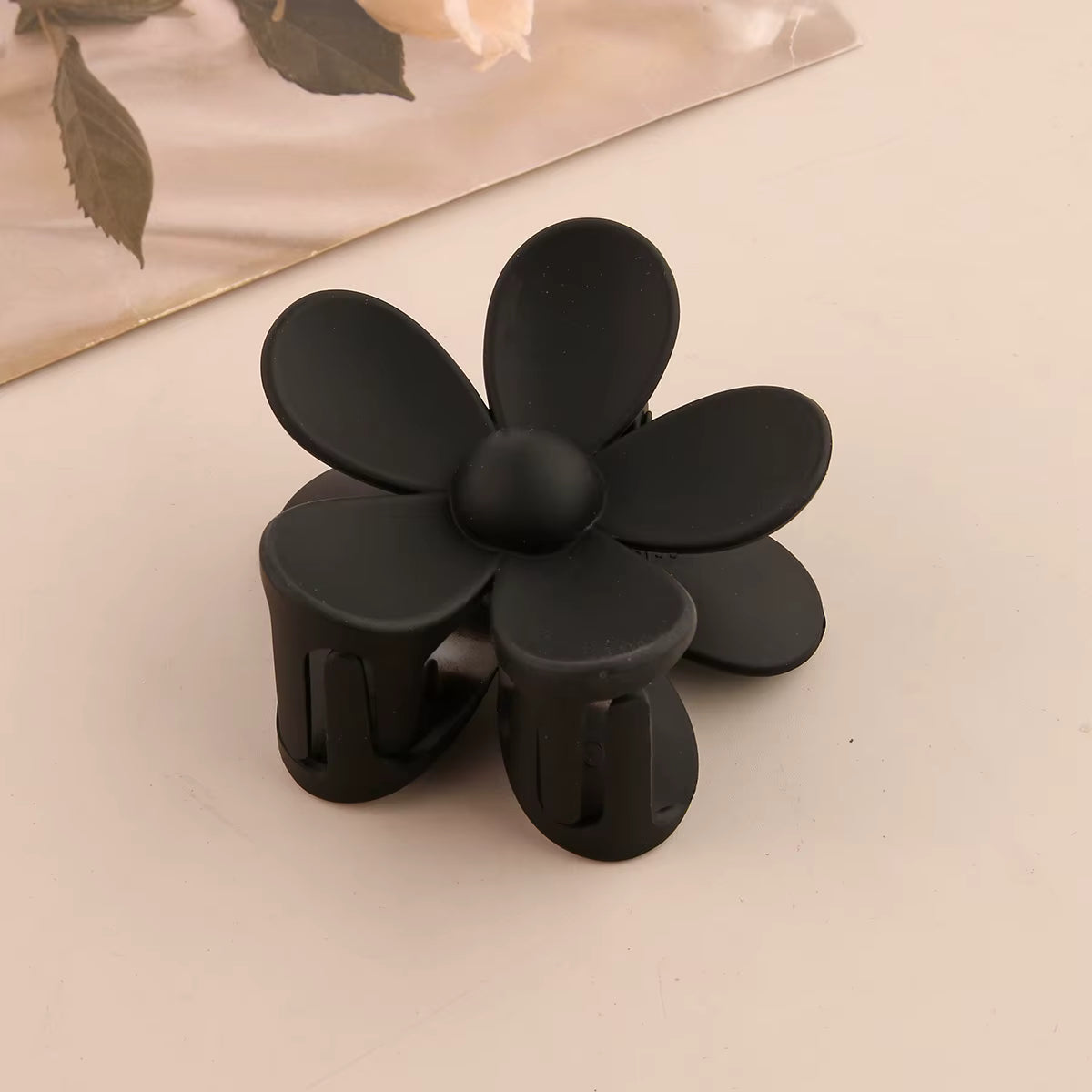 FLOWER HAIR CLAW