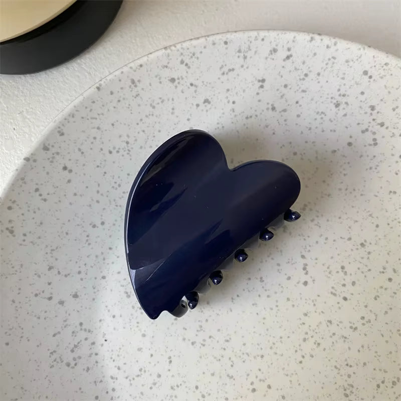 HEART HAIR CLAW