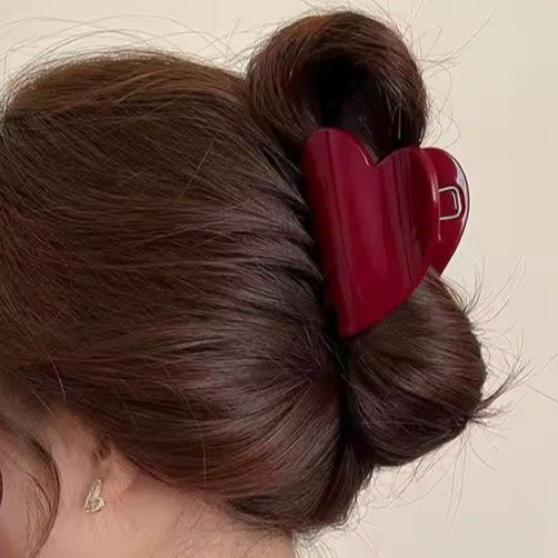 HEART HAIR CLAW