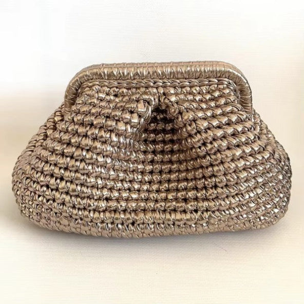 THE LUCIA METALLIC CLUTCH