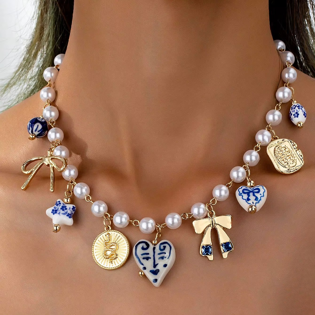 AMALFI PEARL CHARM NECKLACE